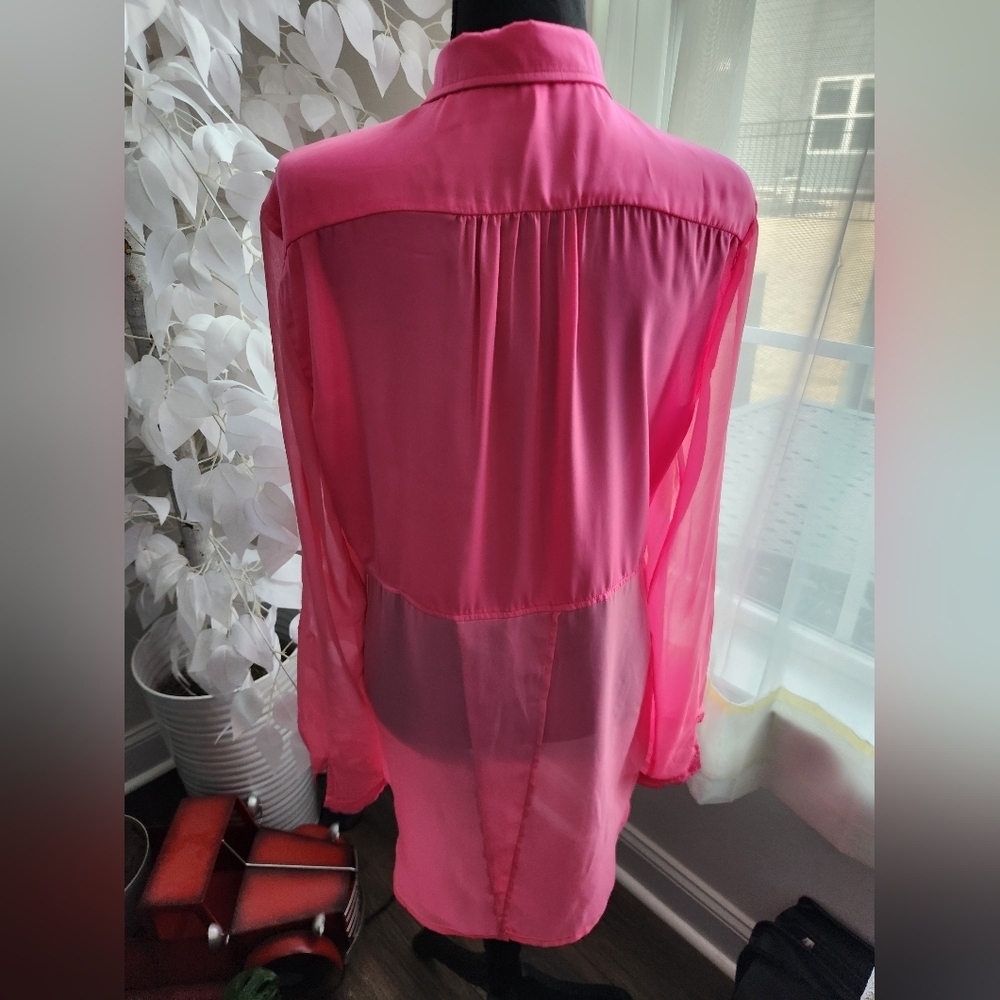 Free People Chiffon Hot Pink Sheer Blouse Size Medium - Picture 5 of 9